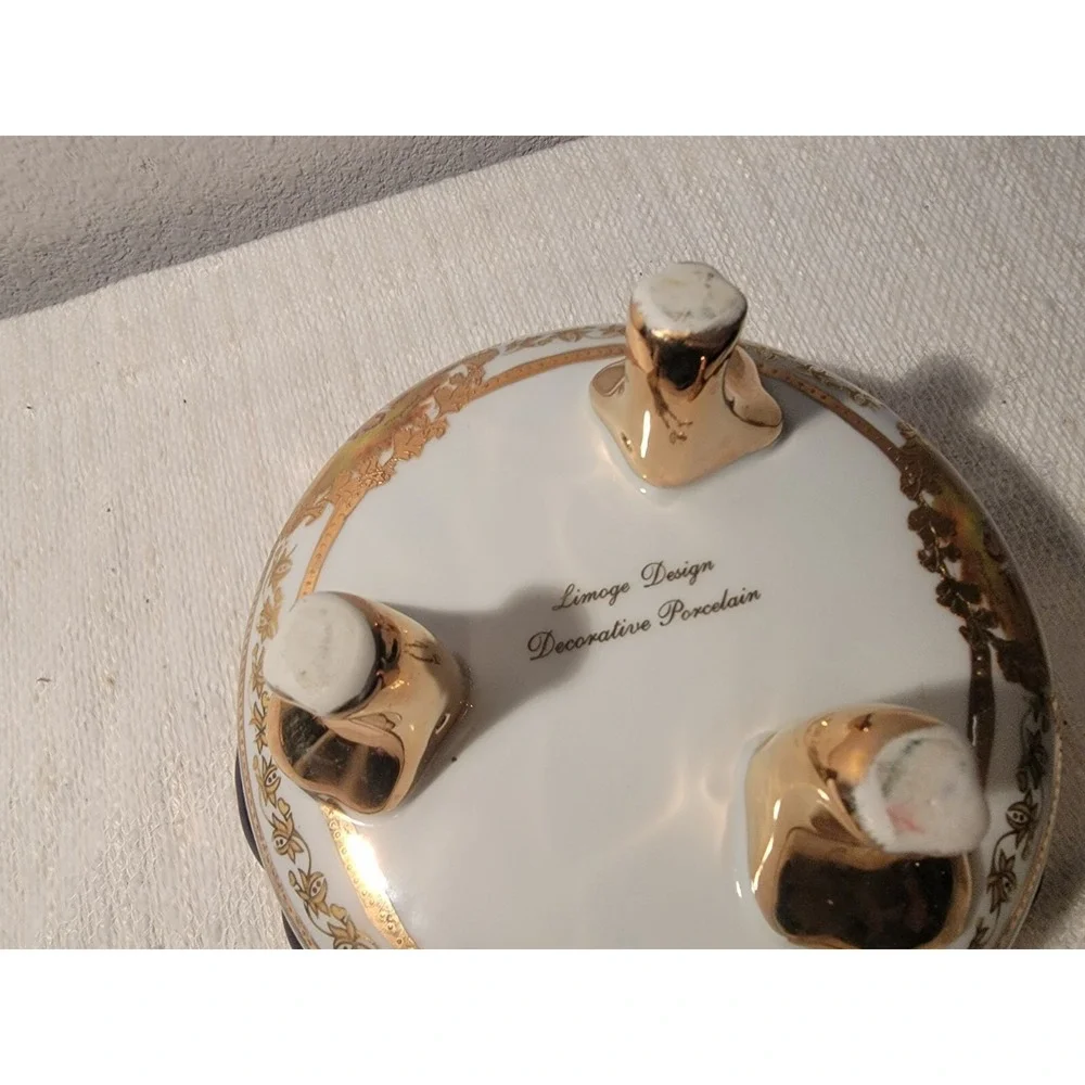 FRAGONARD VINTAGE COBALT GOLD EUROPEAN DESIGN DECORATIVE PORCELAIN BOWL‎